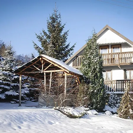 Holiday home Dom Wakacyjny W Beskidach *